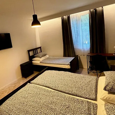 Right Place****cozy And Completely New *